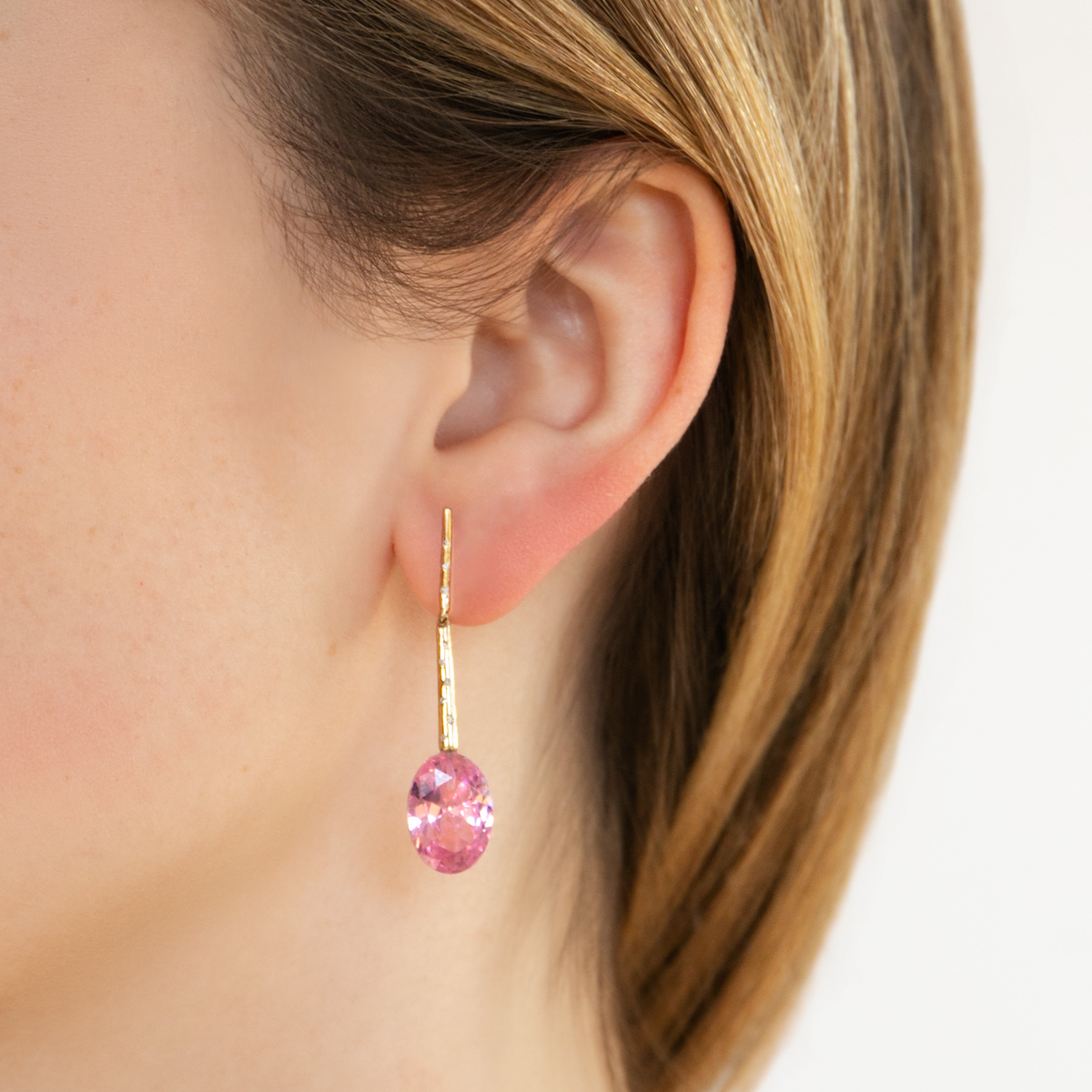 Diamond Georgette V with Pink Zircon
