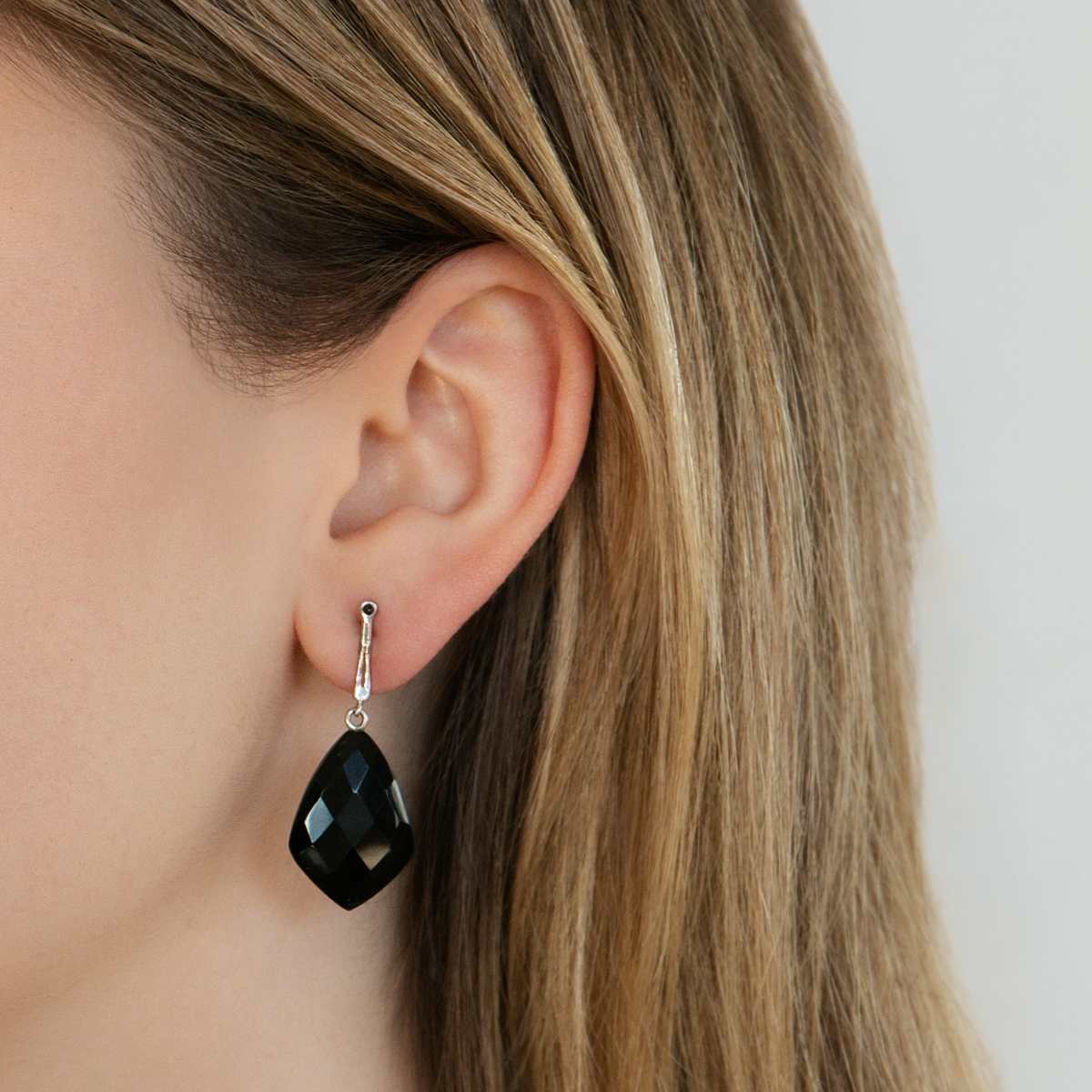 Georgie V with Black Onyx Shield