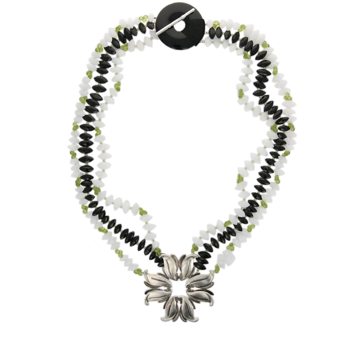 Malta Lily II Necklace