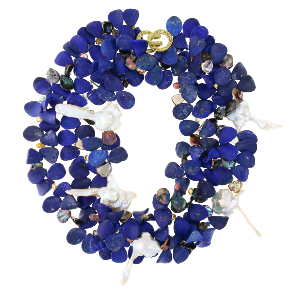 Key Pearl Petal Necklace