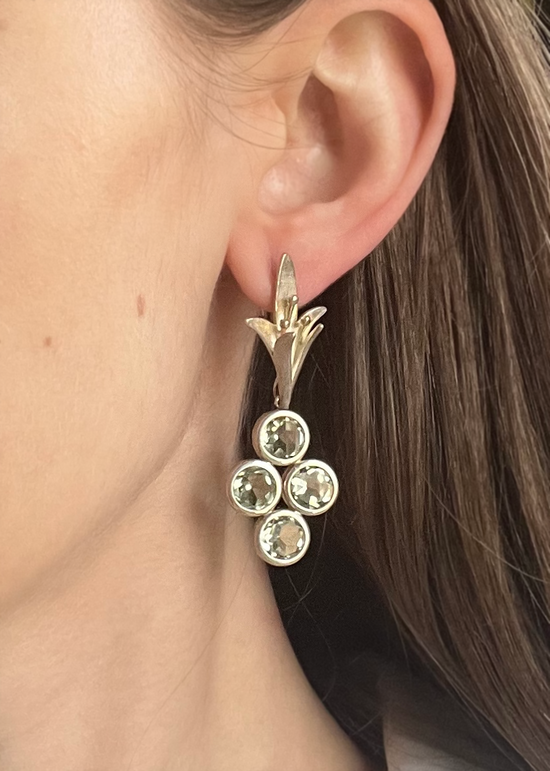 Load image into Gallery viewer, Jasmine Clip Earrings with Detachable Green Amethyst Drops
