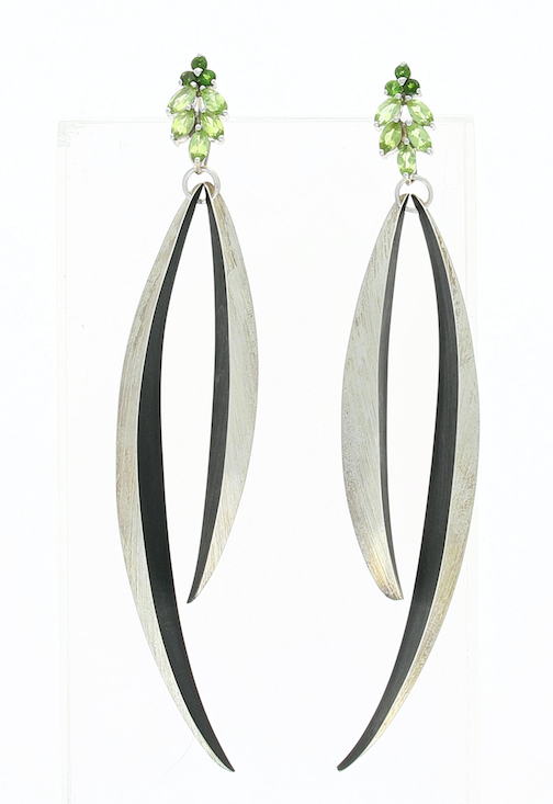 Leafy Green Earrings